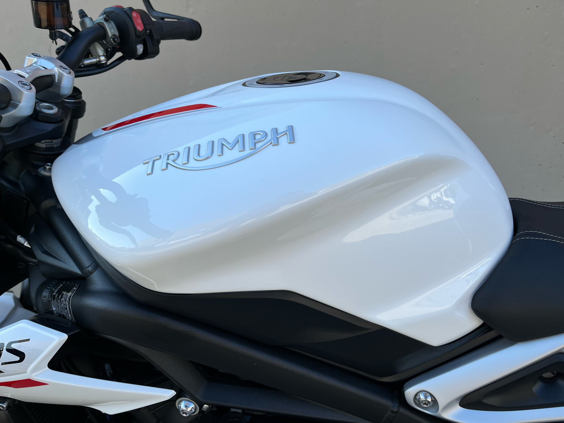 2019 Triumph Street Triple RS in Roselle, Illinois - Photo 7