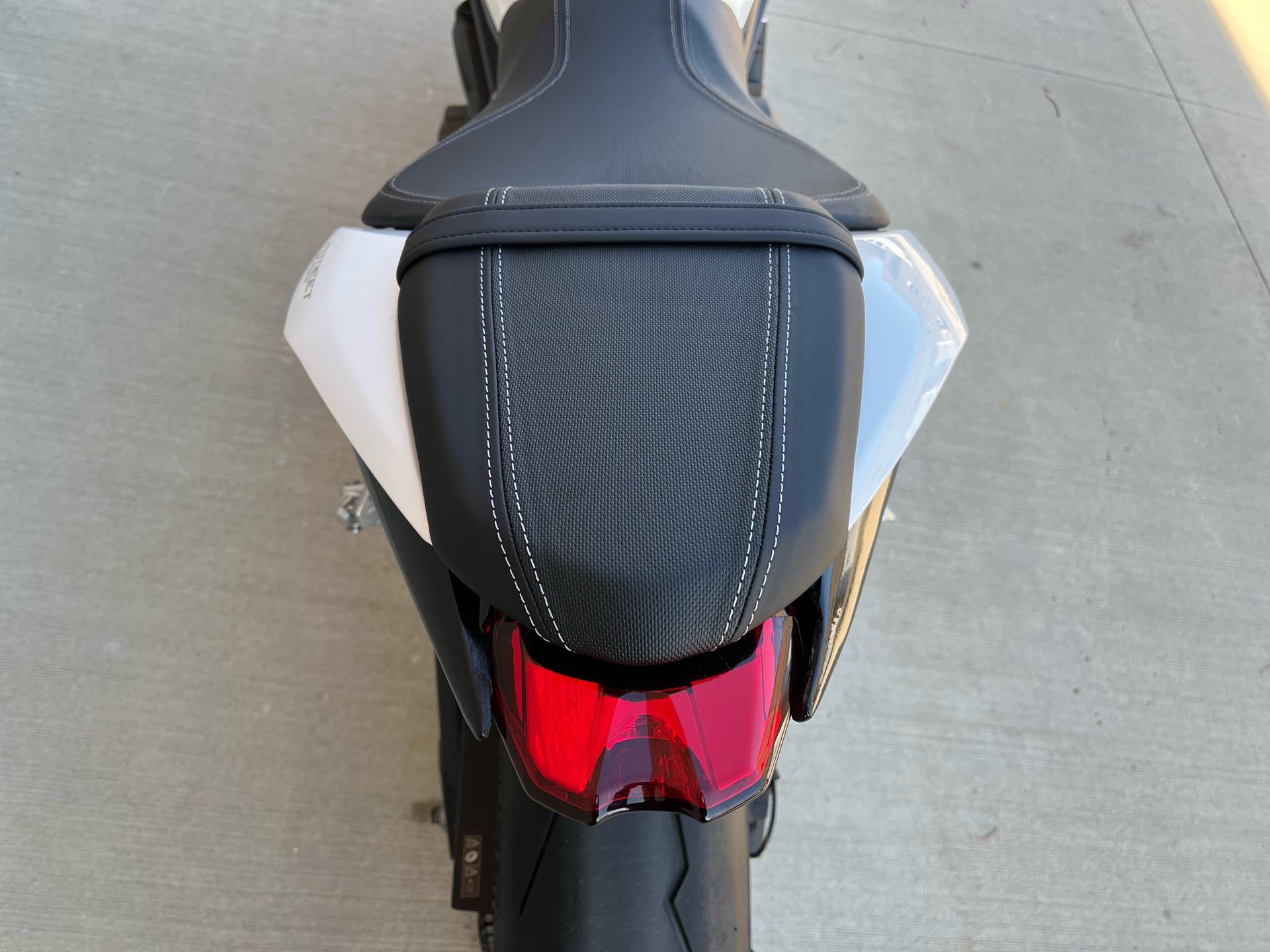 2019 Triumph Street Triple RS in Roselle, Illinois - Photo 24