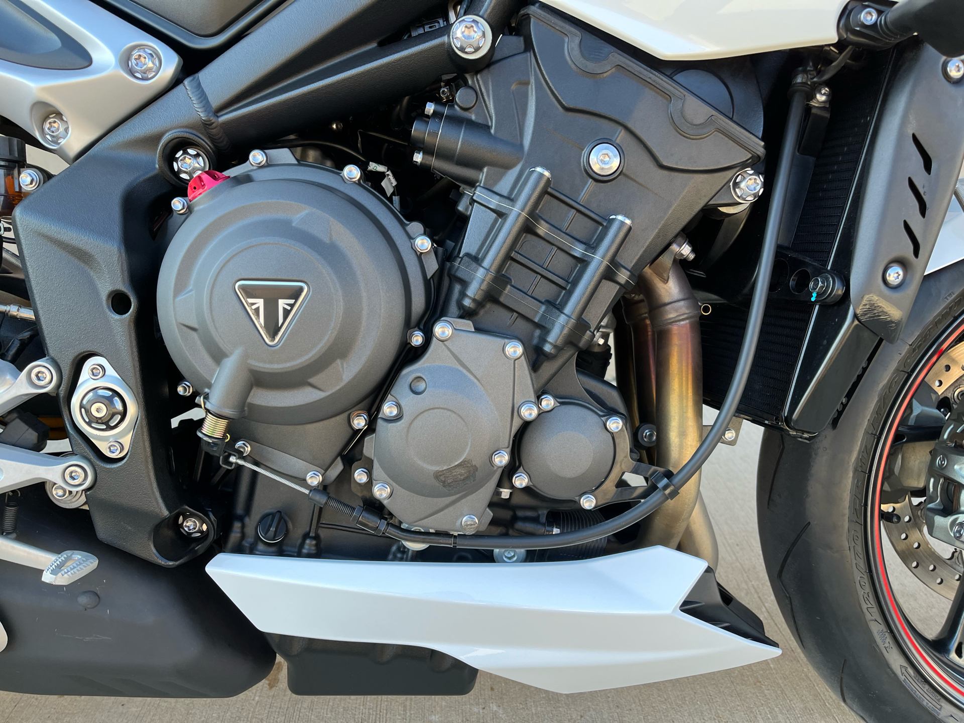 2019 Triumph Street Triple RS in Roselle, Illinois - Photo 32