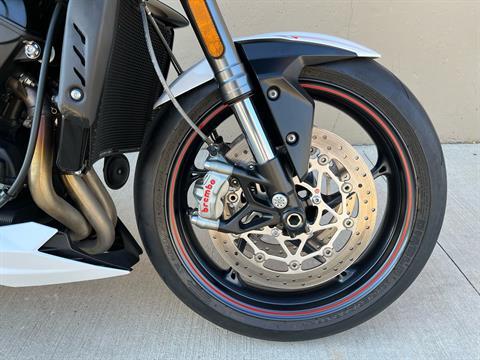 2019 Triumph Street Triple RS in Roselle, Illinois - Photo 33