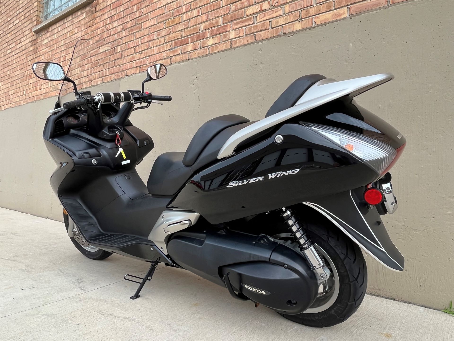 2013 Honda Silver Wing® in Roselle, Illinois - Photo 6