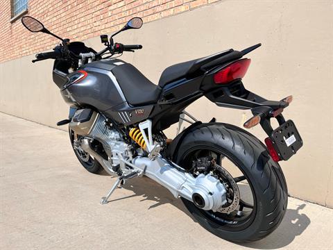 2023 Moto Guzzi V100 Mandello S in Roselle, Illinois - Photo 12