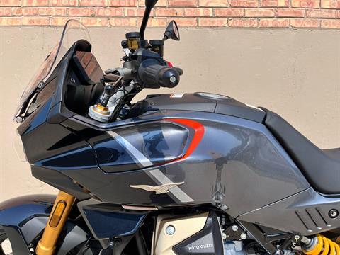2023 Moto Guzzi V100 Mandello S in Roselle, Illinois - Photo 14