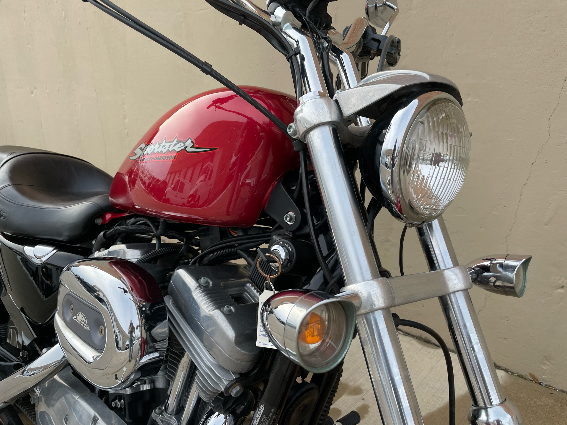 2004 Harley-Davidson Sportster® XL 883 Custom in Roselle, Illinois - Photo 8