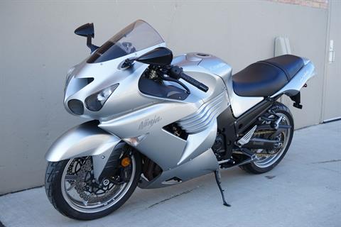 2008 Kawasaki Ninja® ZX™-14 in Roselle, Illinois - Photo 4