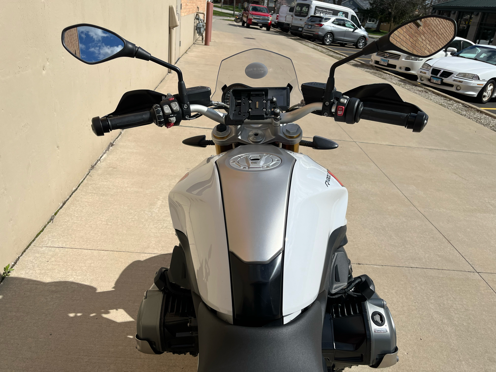 2015 BMW R 1200 R in Roselle, Illinois - Photo 4