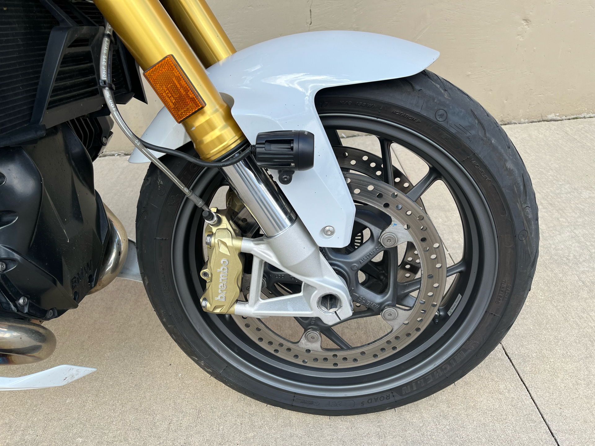 2015 BMW R 1200 R in Roselle, Illinois - Photo 10