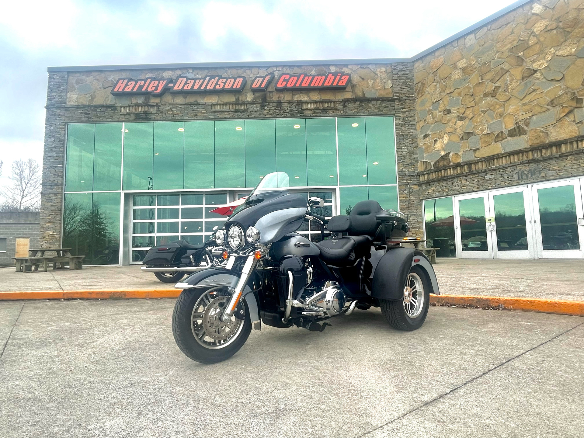 2020 Harley-Davidson FLHTCUTG in Columbia, Tennessee - Photo 4