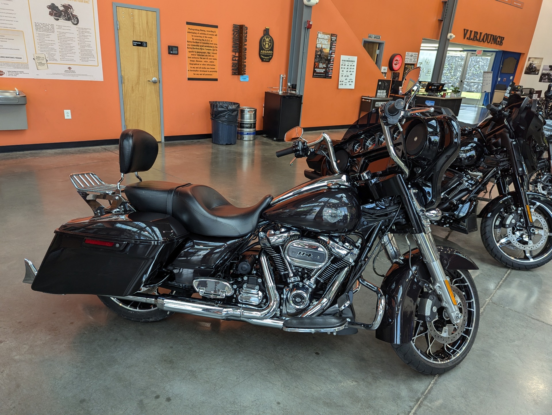 2021 Harley-Davidson Street Glide® Special in Columbia, Tennessee - Photo 1