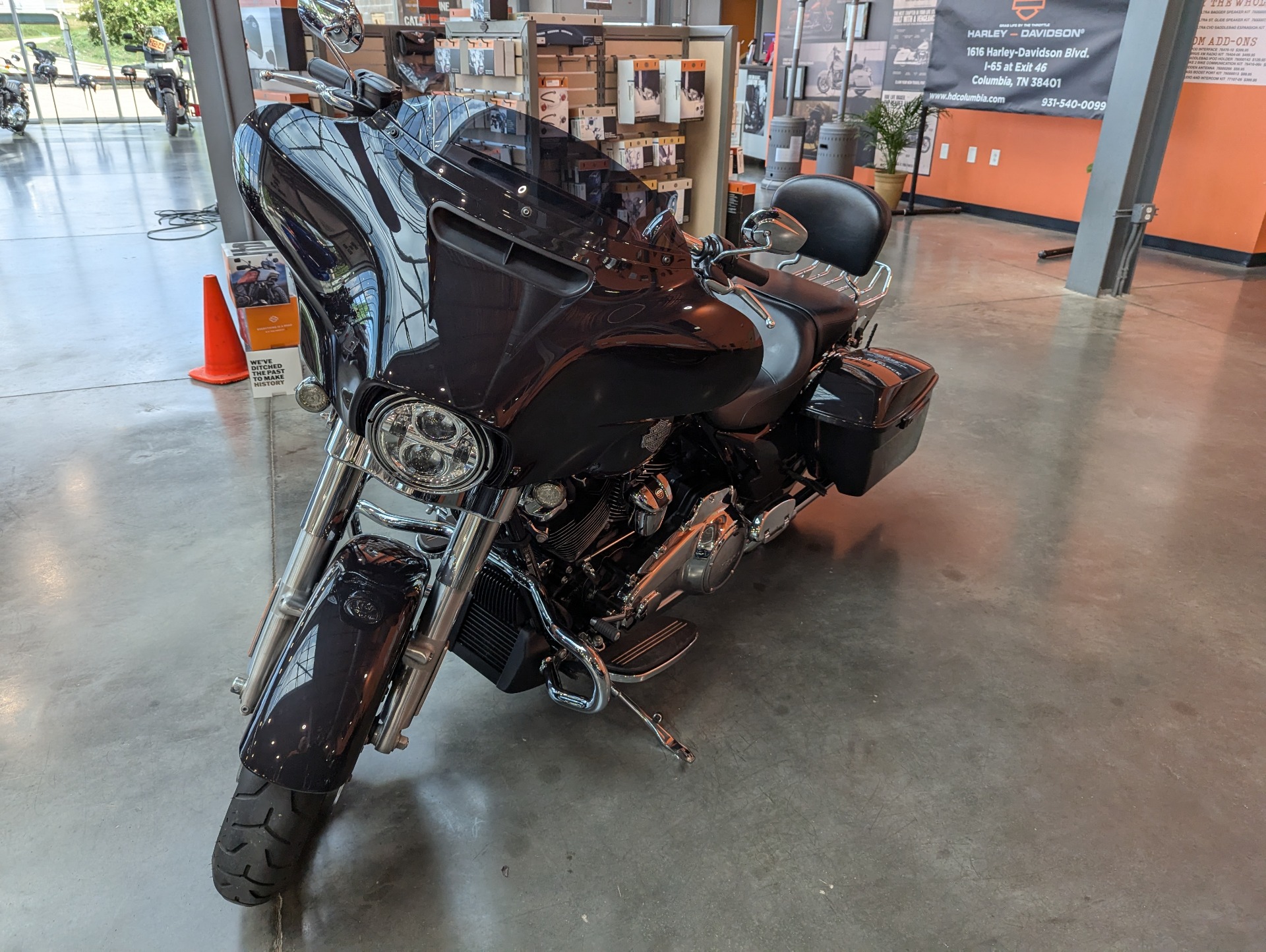 2021 Harley-Davidson Street Glide® Special in Columbia, Tennessee - Photo 6