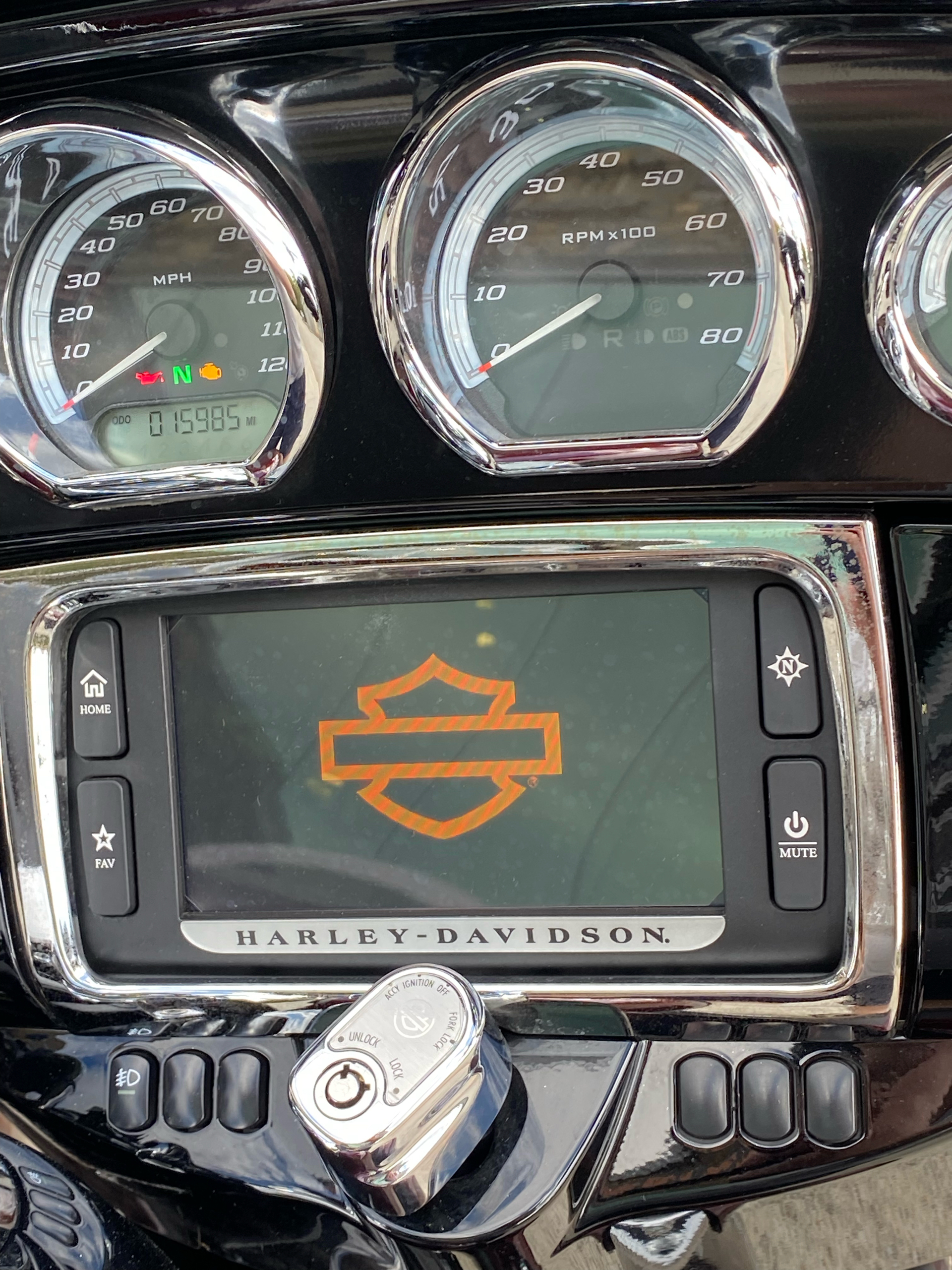 2018 Harley-Davidson FLHTK Ultra Limited in Columbia, Tennessee - Photo 3
