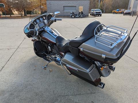 2015 Harley-Davidson CVO™ Limited in Columbia, Tennessee - Photo 5
