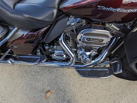2015 Harley-Davidson CVO™ Limited in Columbia, Tennessee - Photo 12