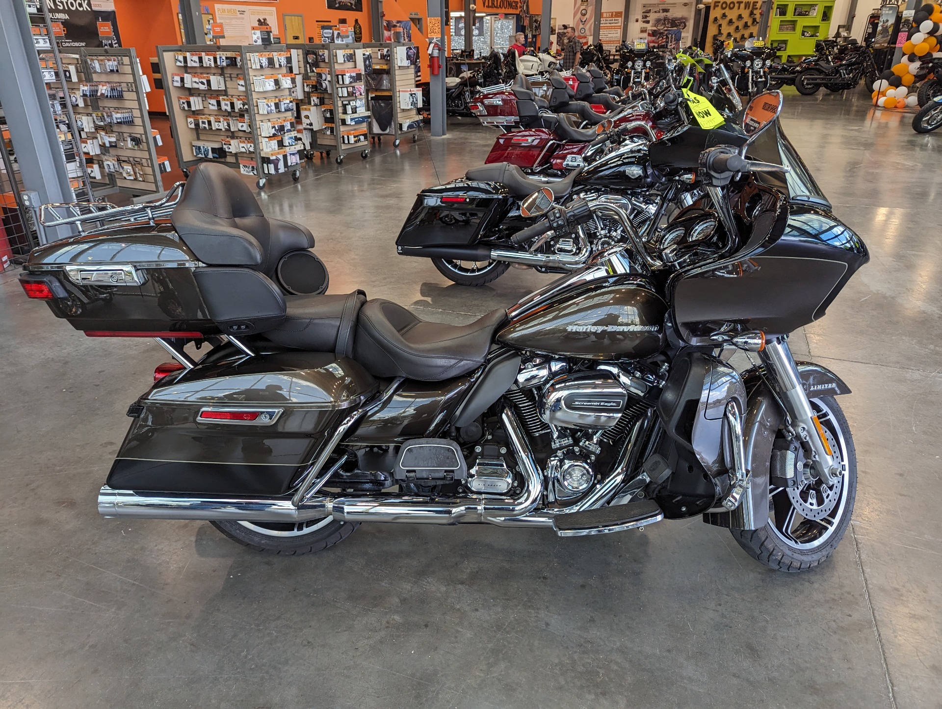 2020 Harley-Davidson Road Glide® Limited in Columbia, Tennessee - Photo 1