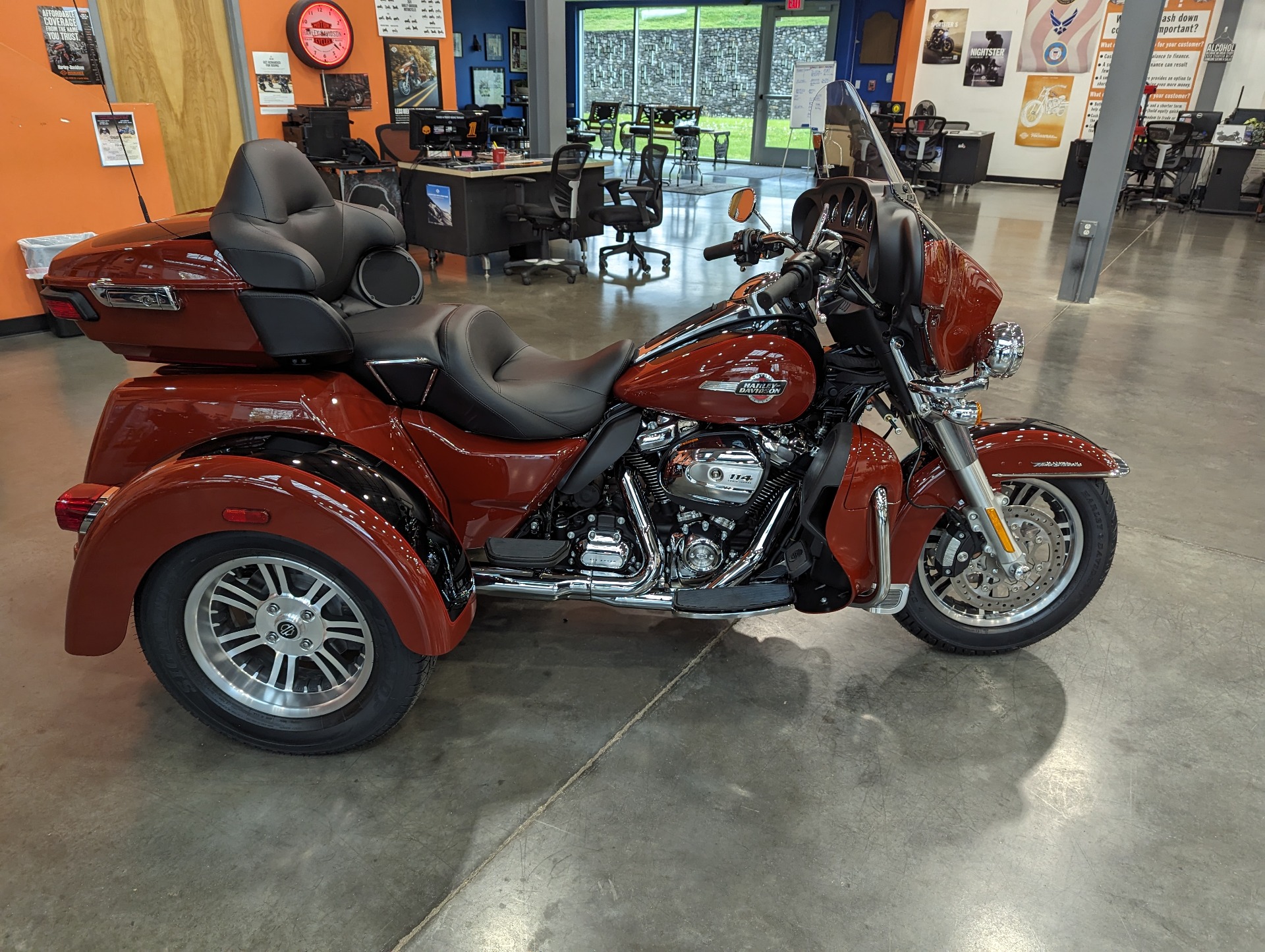 2024 Harley-Davidson TRI GLIDE in Columbia, Tennessee - Photo 2