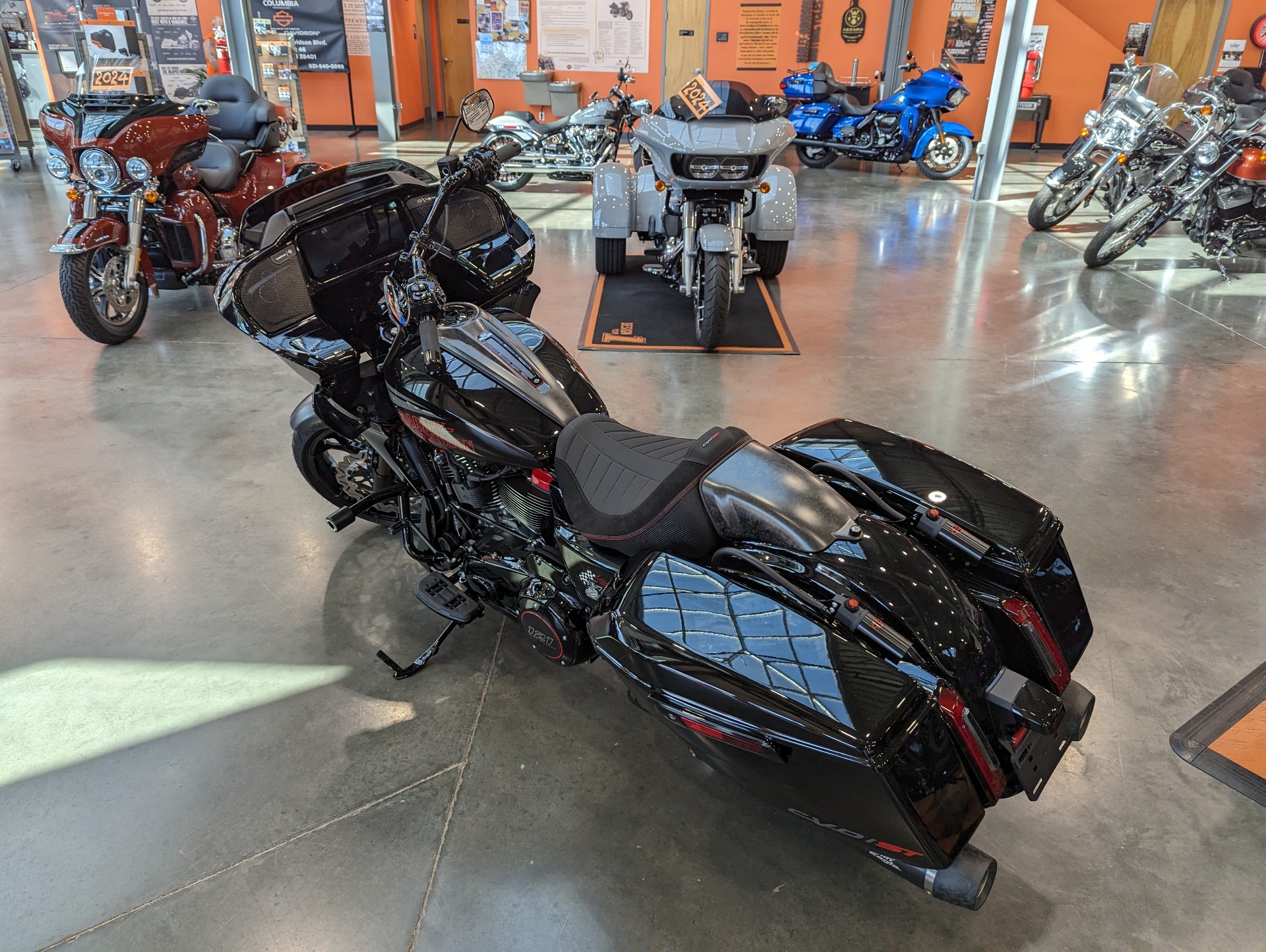 2024 Harley-Davidson CVO™ Road Glide® ST in Columbia, Tennessee - Photo 5