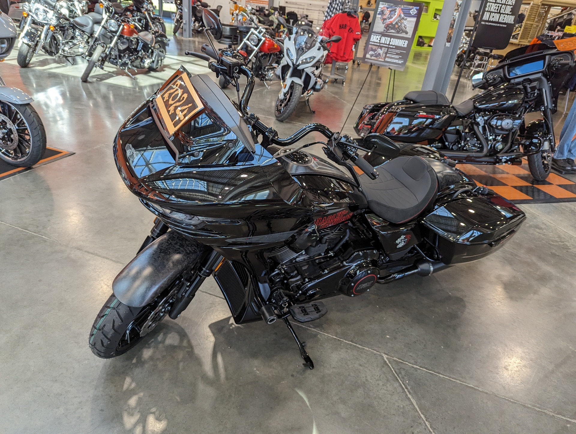 2024 Harley-Davidson CVO™ Road Glide® ST in Columbia, Tennessee - Photo 8