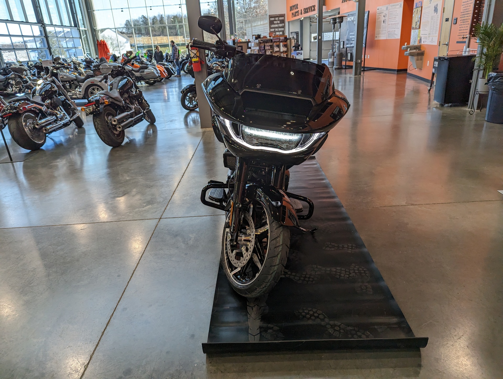 2024 Harley-Davidson FLTRX in Columbia, Tennessee - Photo 8