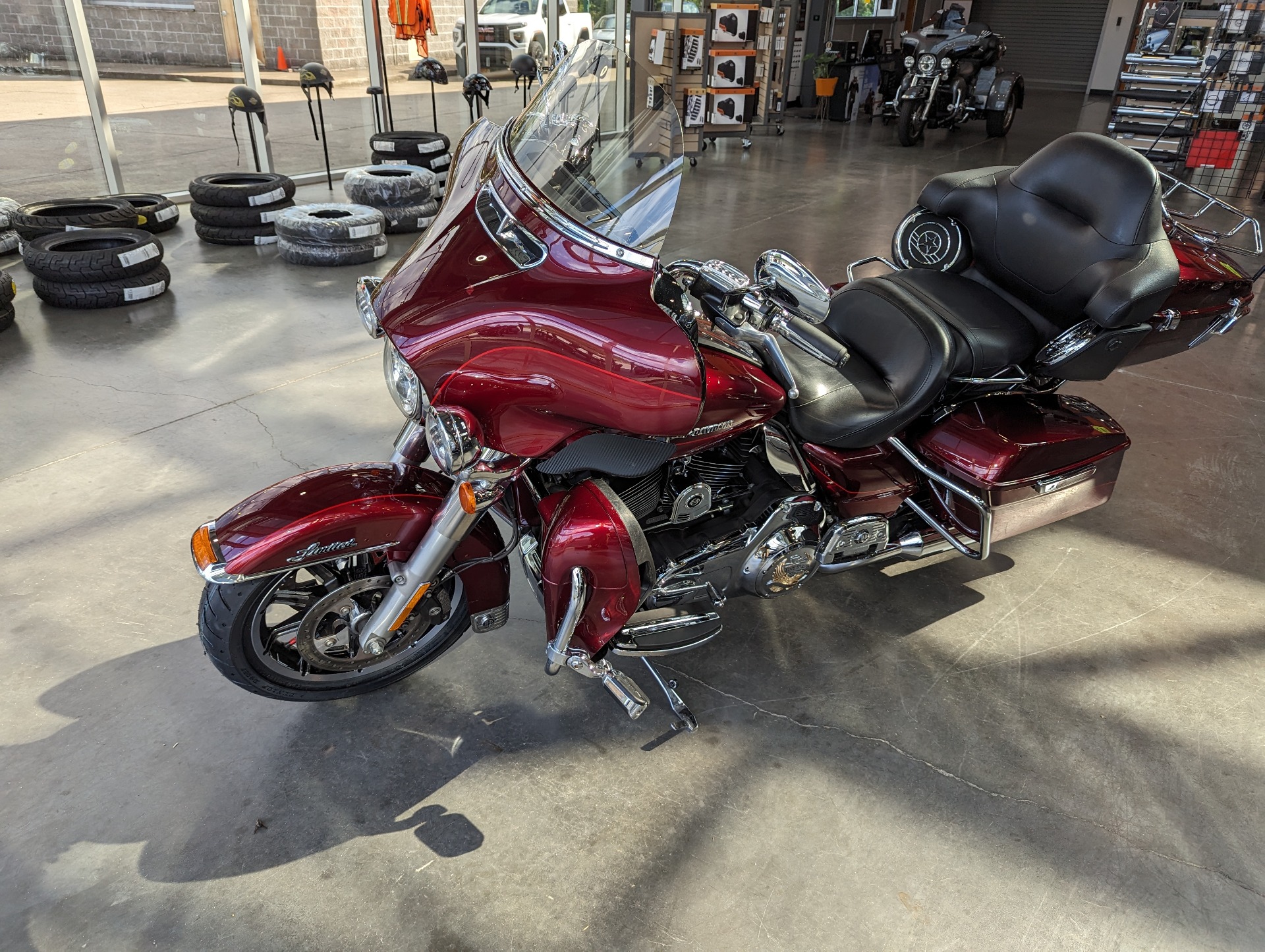 2016 Harley-Davidson LIMITED in Columbia, Tennessee - Photo 6