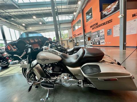 2017 Harley-Davidson FLHXS Street Glide Special in Columbia, Tennessee - Photo 3
