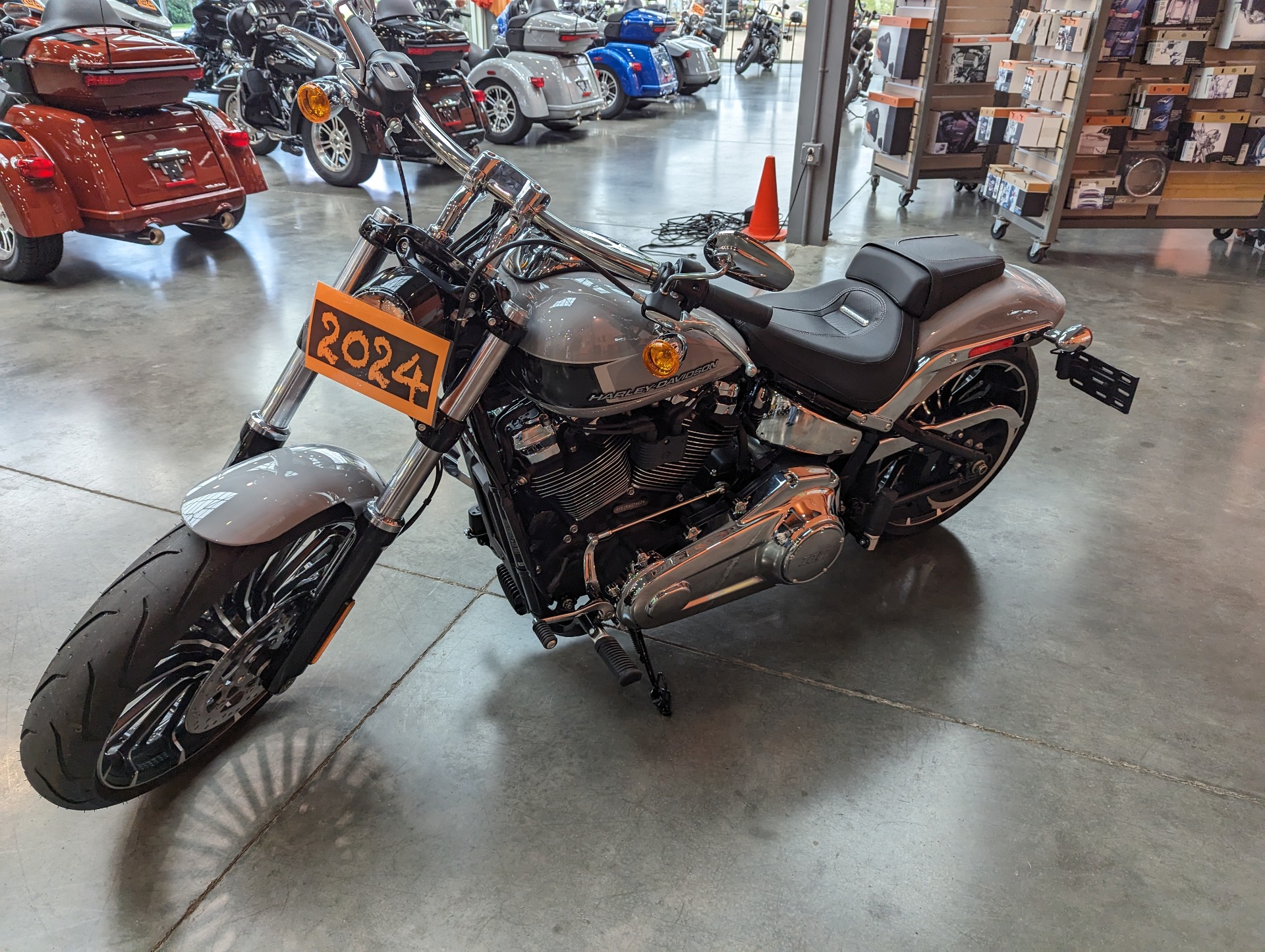 2024 Harley-Davidson Breakout® in Columbia, Tennessee - Photo 7