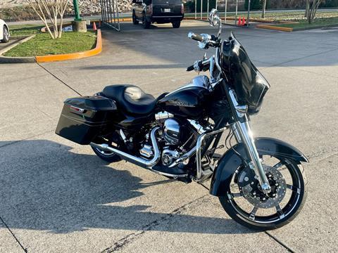 2015 Harley-Davidson FLHXS in Columbia, Tennessee - Photo 12