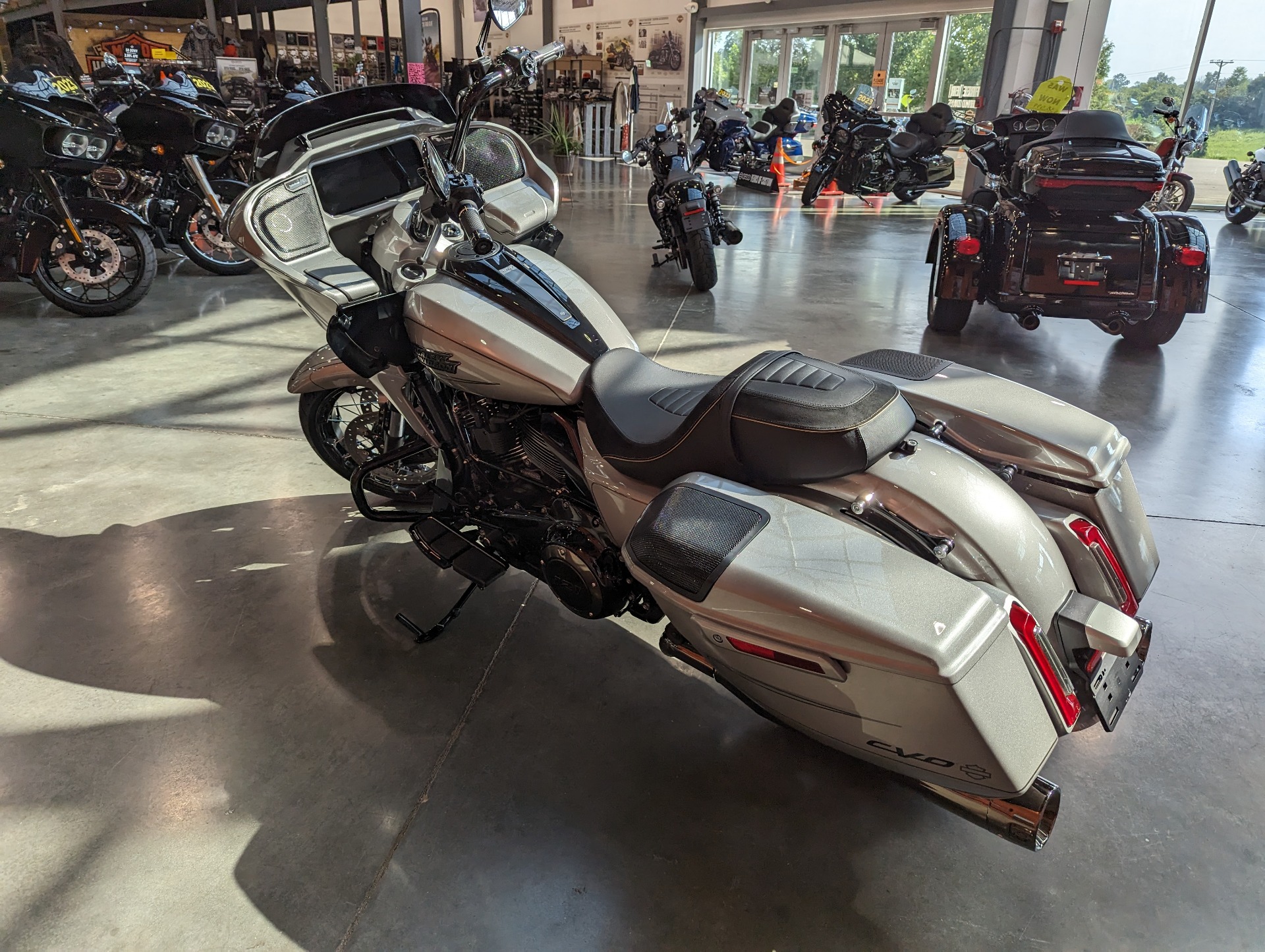 2023 Harley-Davidson CVO in Columbia, Tennessee - Photo 5