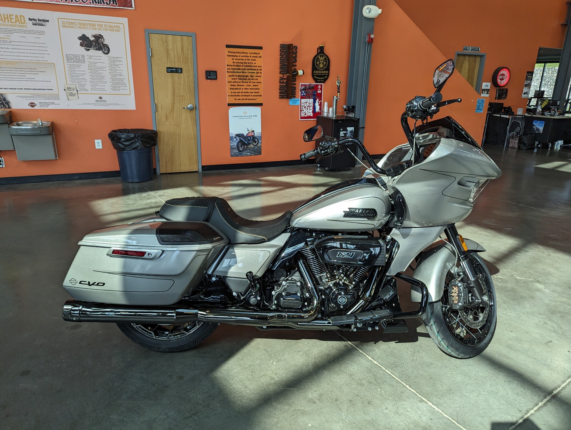 2023 Harley-Davidson CVO in Columbia, Tennessee - Photo 2