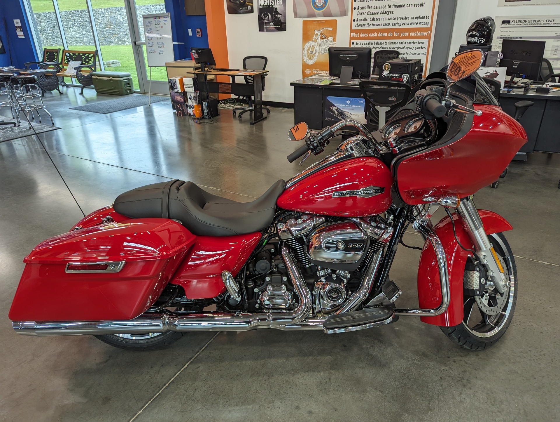 2023 Harley-Davidson FLTRX in Columbia, Tennessee - Photo 2