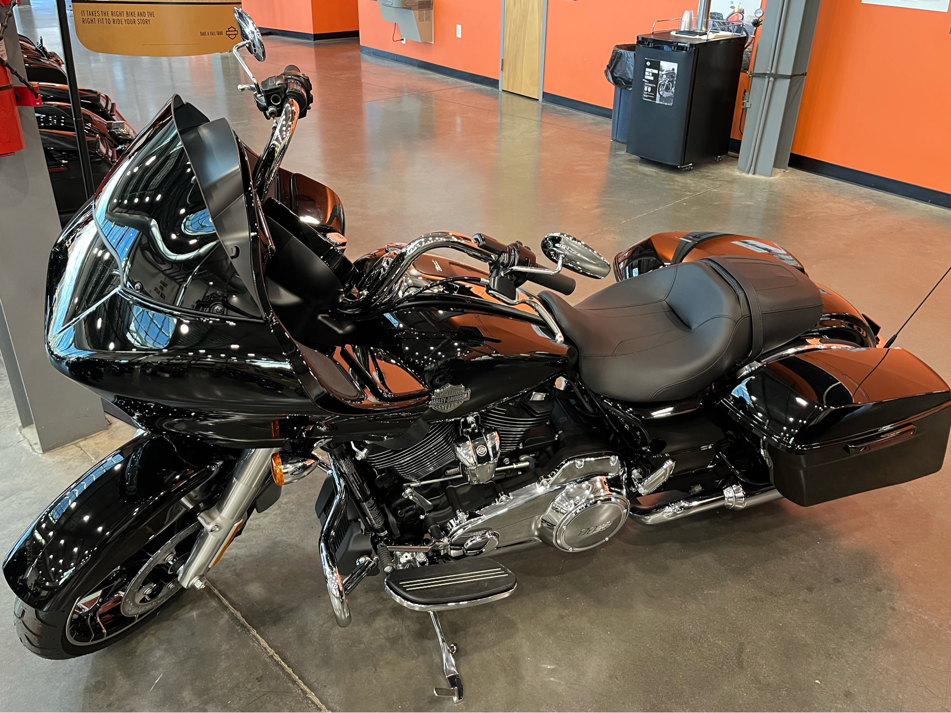 2023 Harley-Davidson Road Glide Special in Columbia, Tennessee - Photo 4
