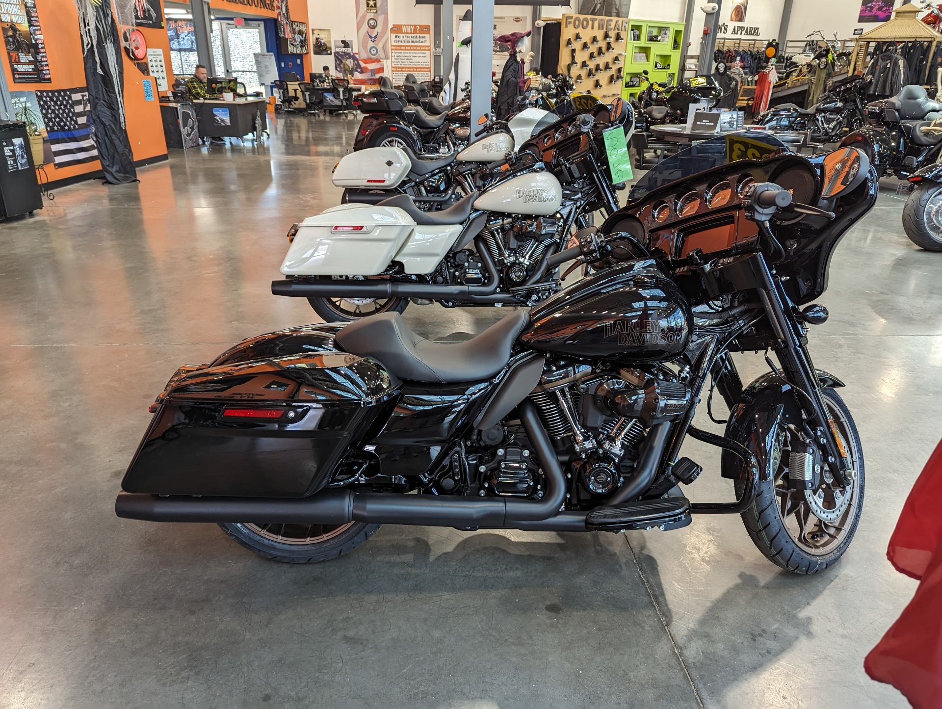 2023 Harley-Davidson Street Glide® ST in Columbia, Tennessee - Photo 2