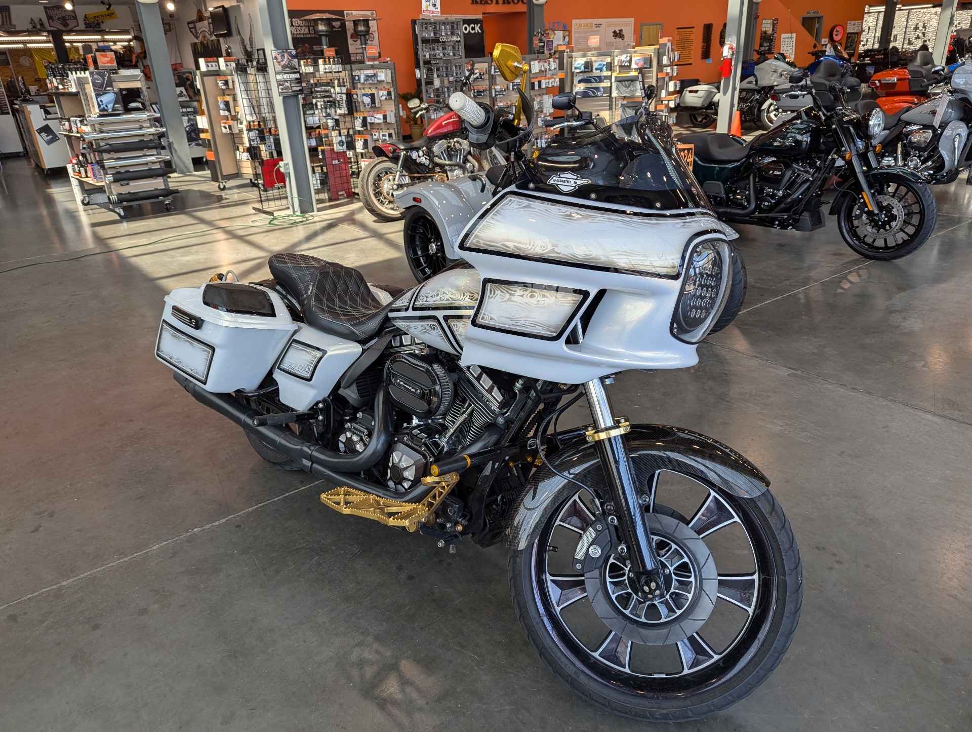 2014 Harley-Davidson Road King® in Columbia, Tennessee - Photo 9