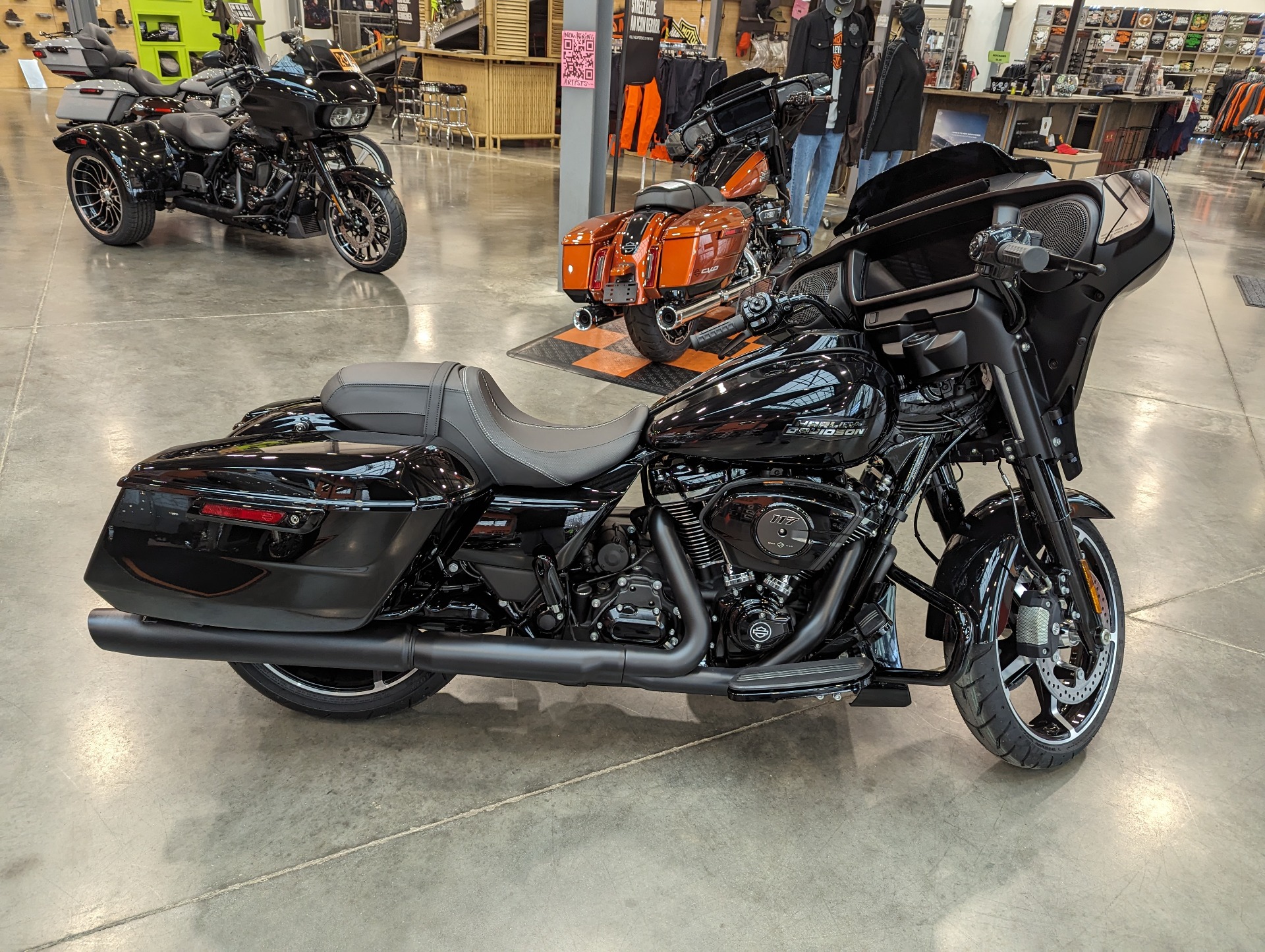 2024 Harley-Davidson FLHX in Columbia, Tennessee - Photo 3