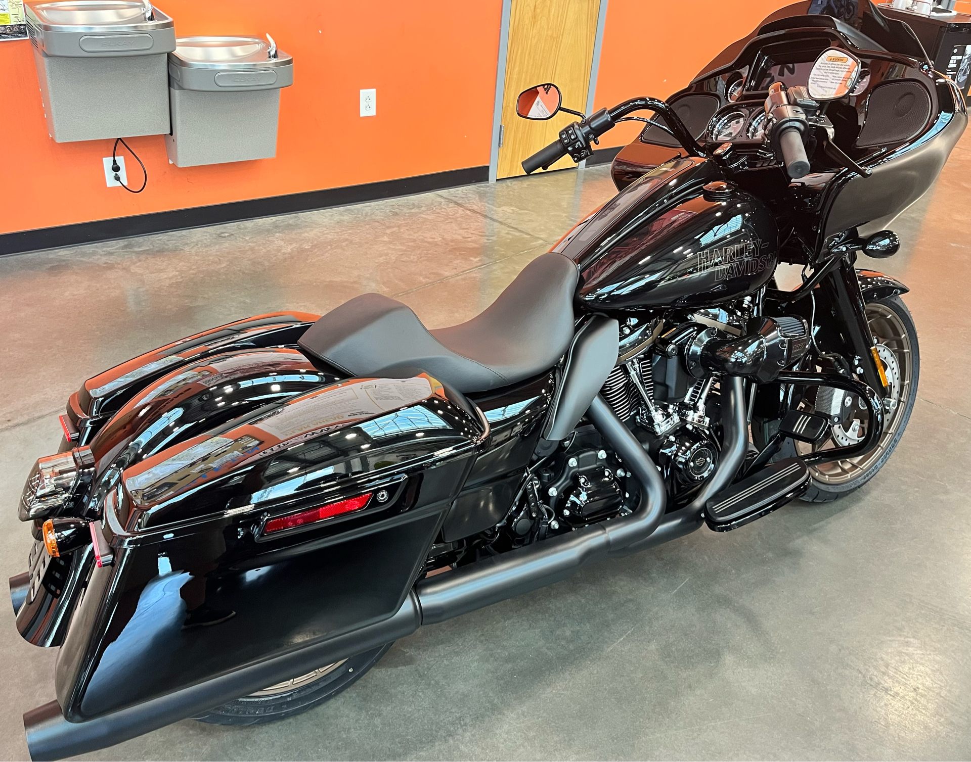 2023 Harley-Davidson Road Glide ST in Columbia, Tennessee - Photo 3