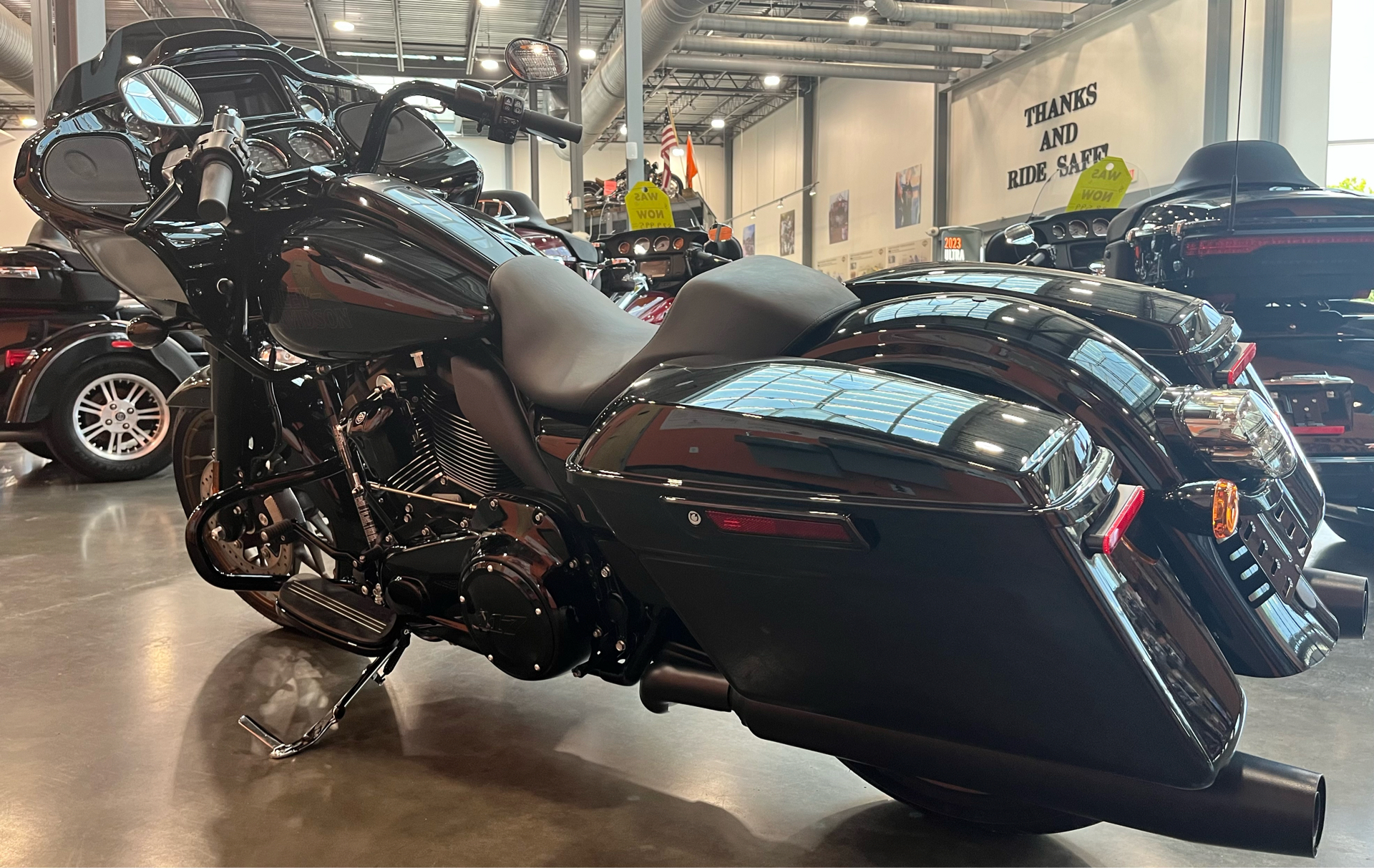 2023 Harley-Davidson Road Glide ST in Columbia, Tennessee - Photo 5