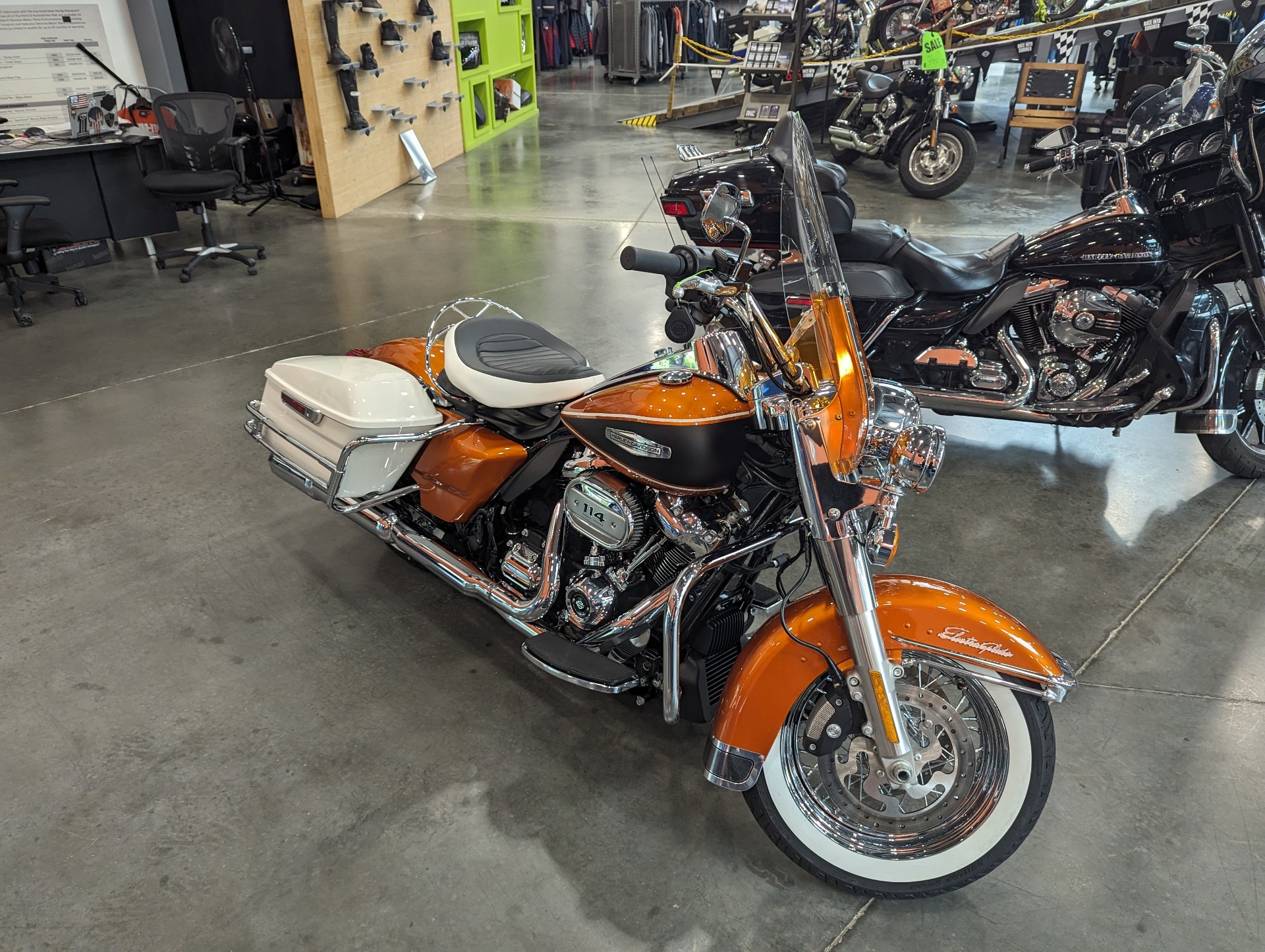 2023 Harley-Davidson FLHTC in Columbia, Tennessee - Photo 9