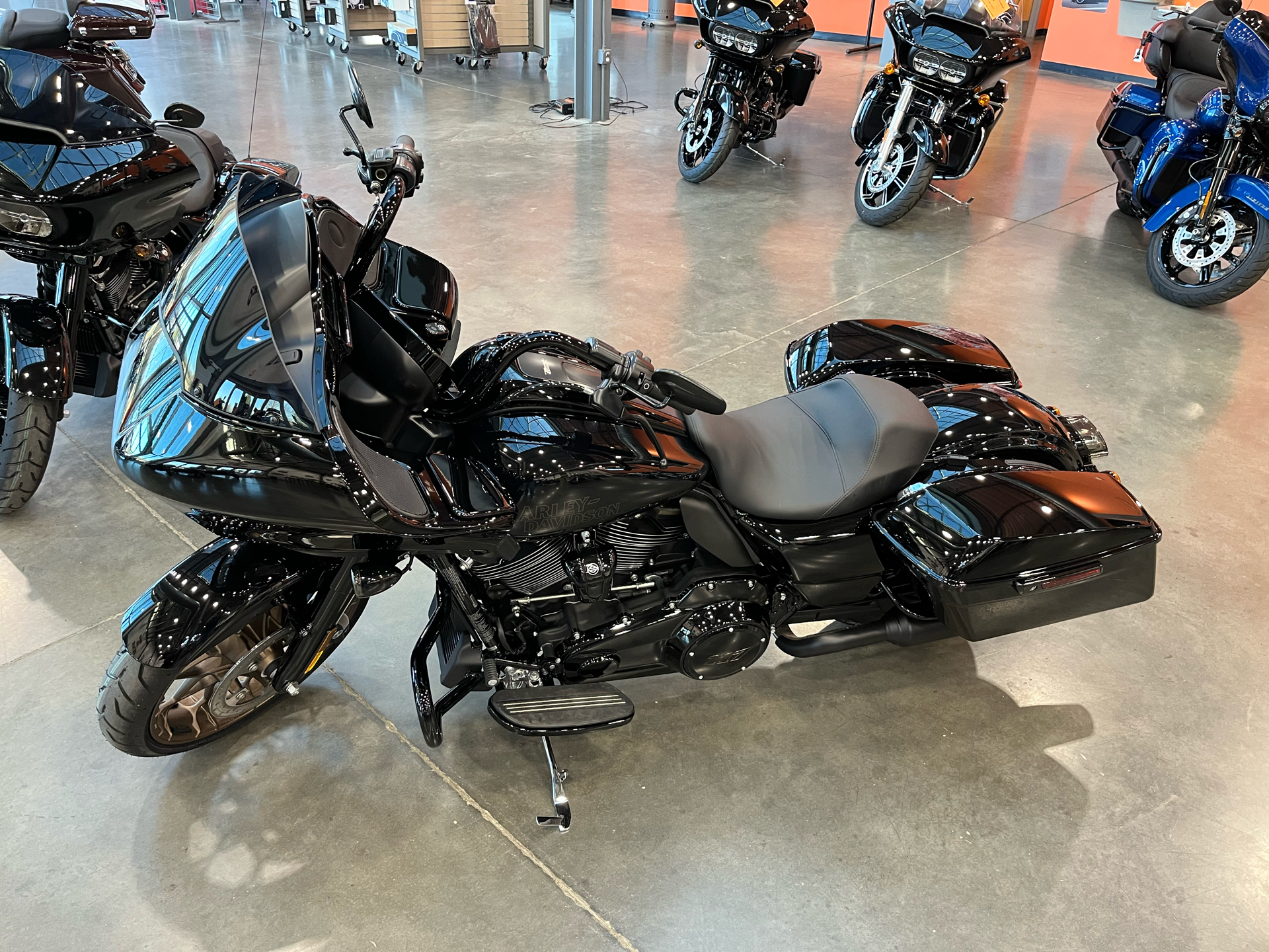 2023 Harley-Davidson Road Glide ST in Columbia, Tennessee - Photo 7
