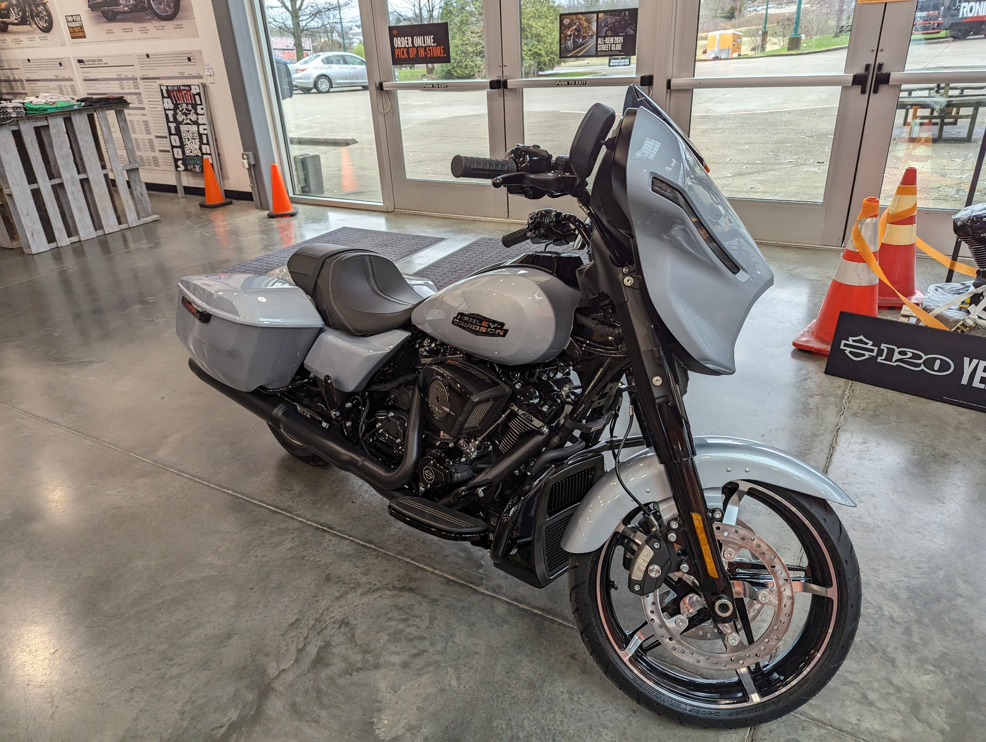 2024 Harley-Davidson Road Glide® in Columbia, Tennessee - Photo 7