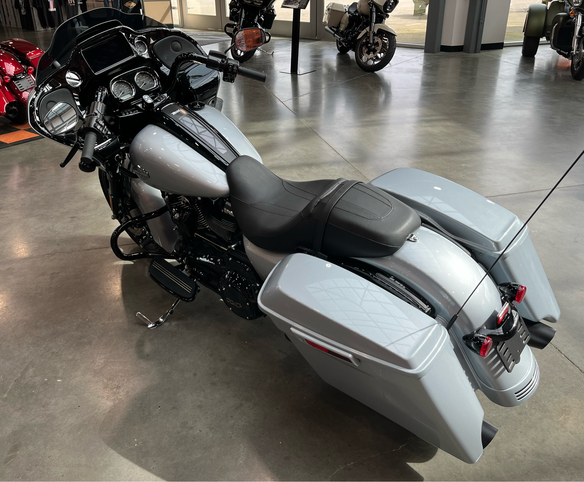 2023 Harley-Davidson Road Glide Special in Columbia, Tennessee - Photo 4