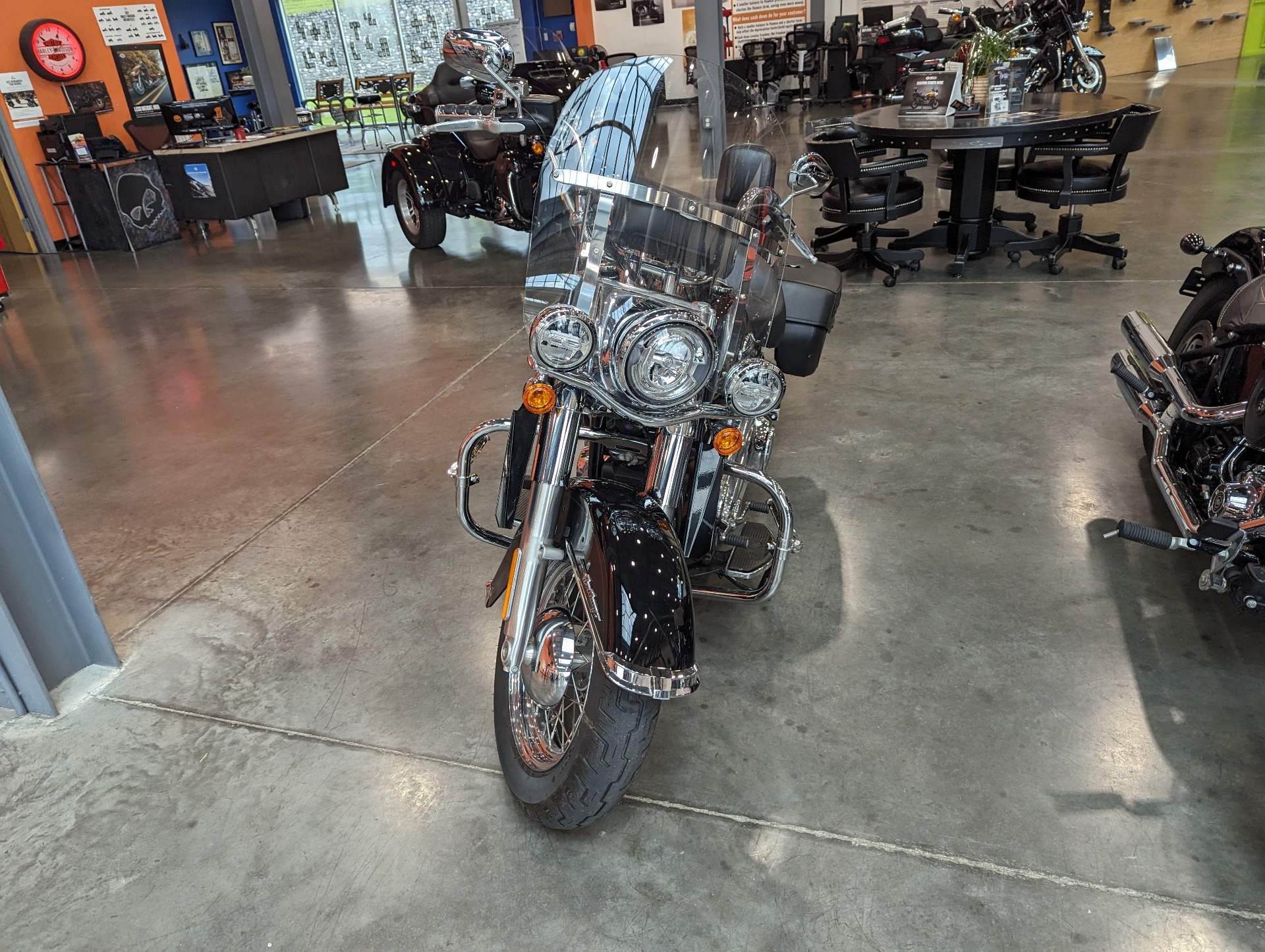 2020 Harley-Davidson HERITAGE 107 in Columbia, Tennessee - Photo 7