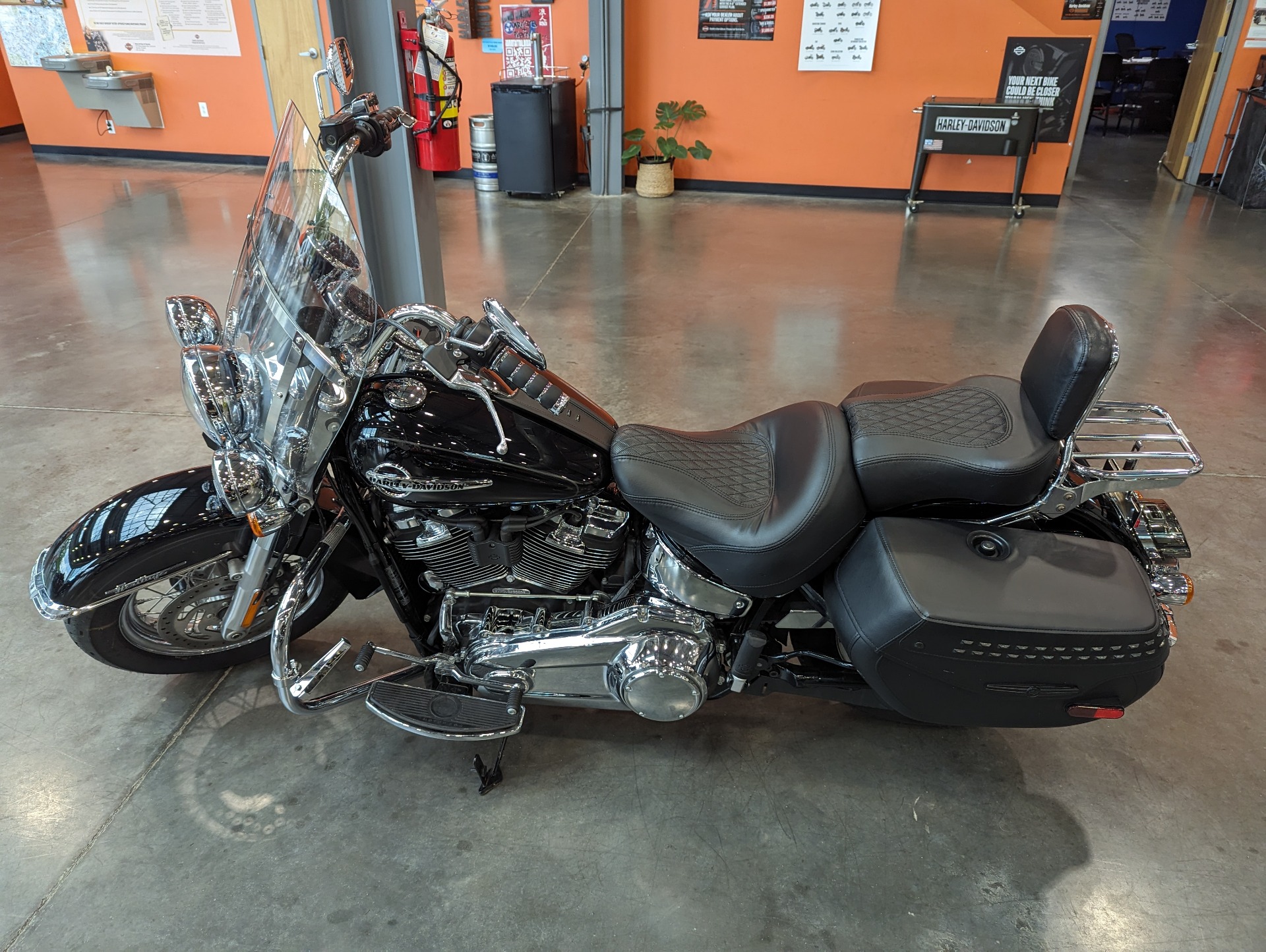 2020 Harley-Davidson HERITAGE 107 in Columbia, Tennessee - Photo 5