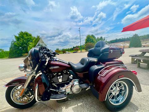 2019 Harley-Davidson FLHTCUTG Tri Glide Ultra in Columbia, Tennessee - Photo 2
