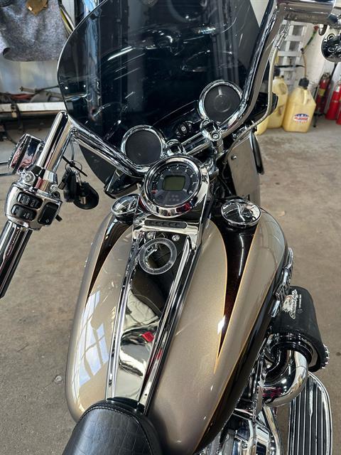 2011 Harley-Davidson CVO™ Softail® Convertible in Woodstock, Illinois - Photo 2