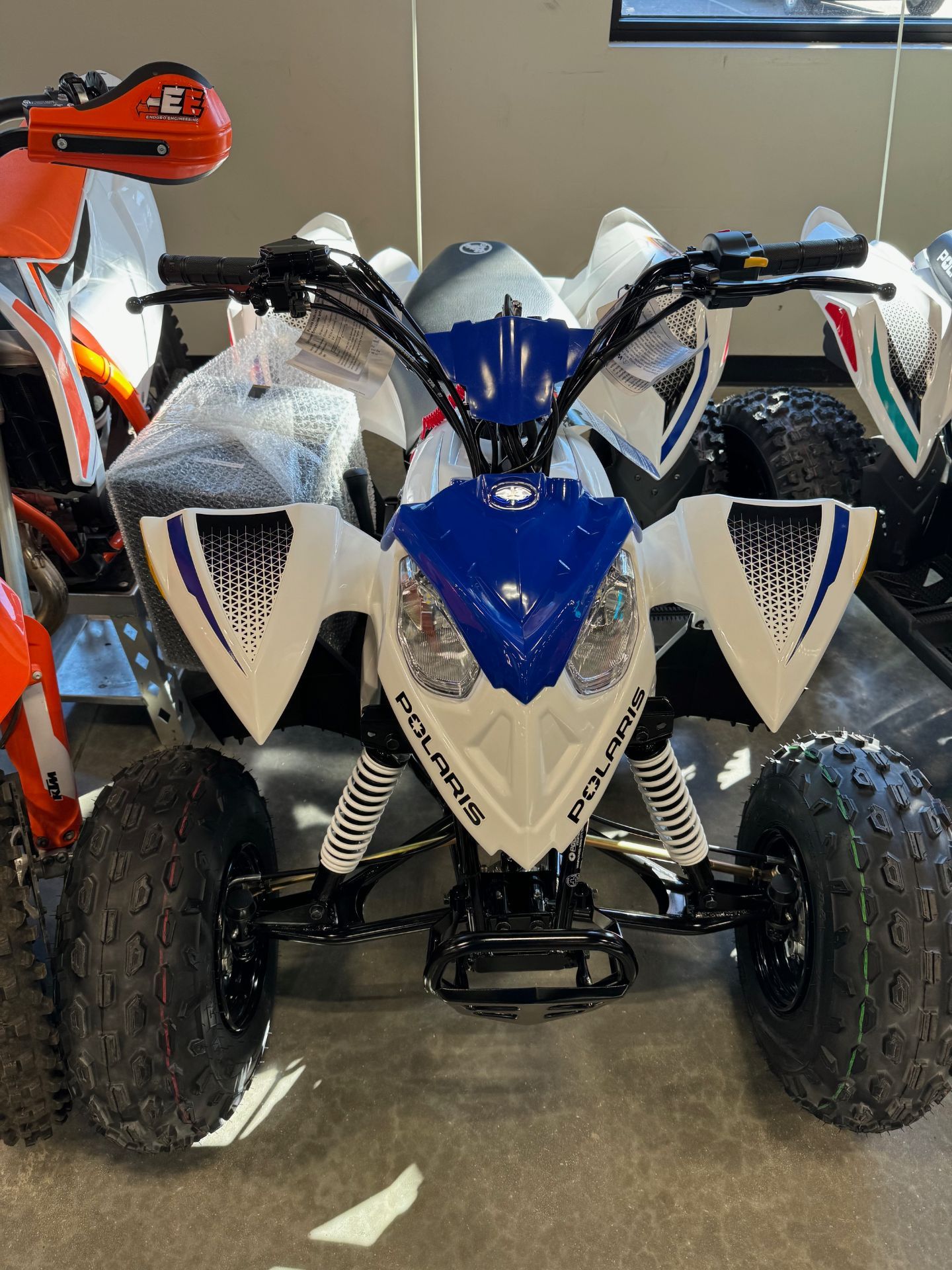 2025 Polaris Outlaw 110 EFI in Vernon, Connecticut - Photo 2