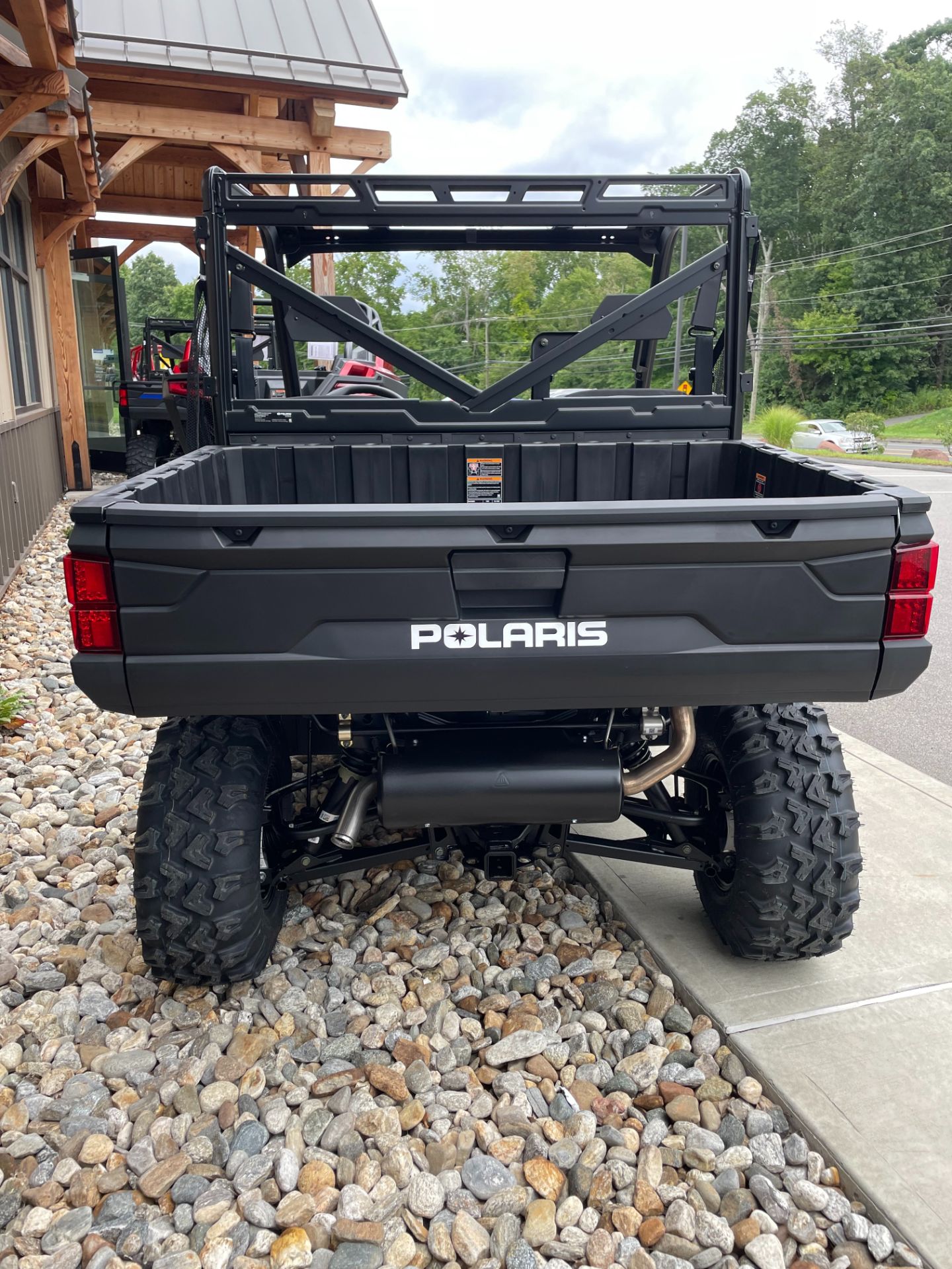 2023 Polaris Ranger 1000 Premium in Vernon, Connecticut - Photo 3