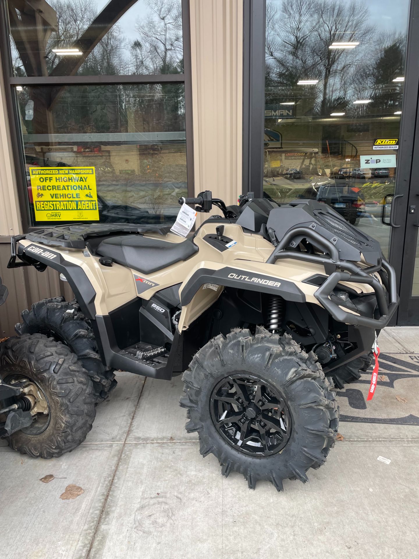 2023 Can-Am Outlander X MR 850 in Vernon, Connecticut - Photo 1