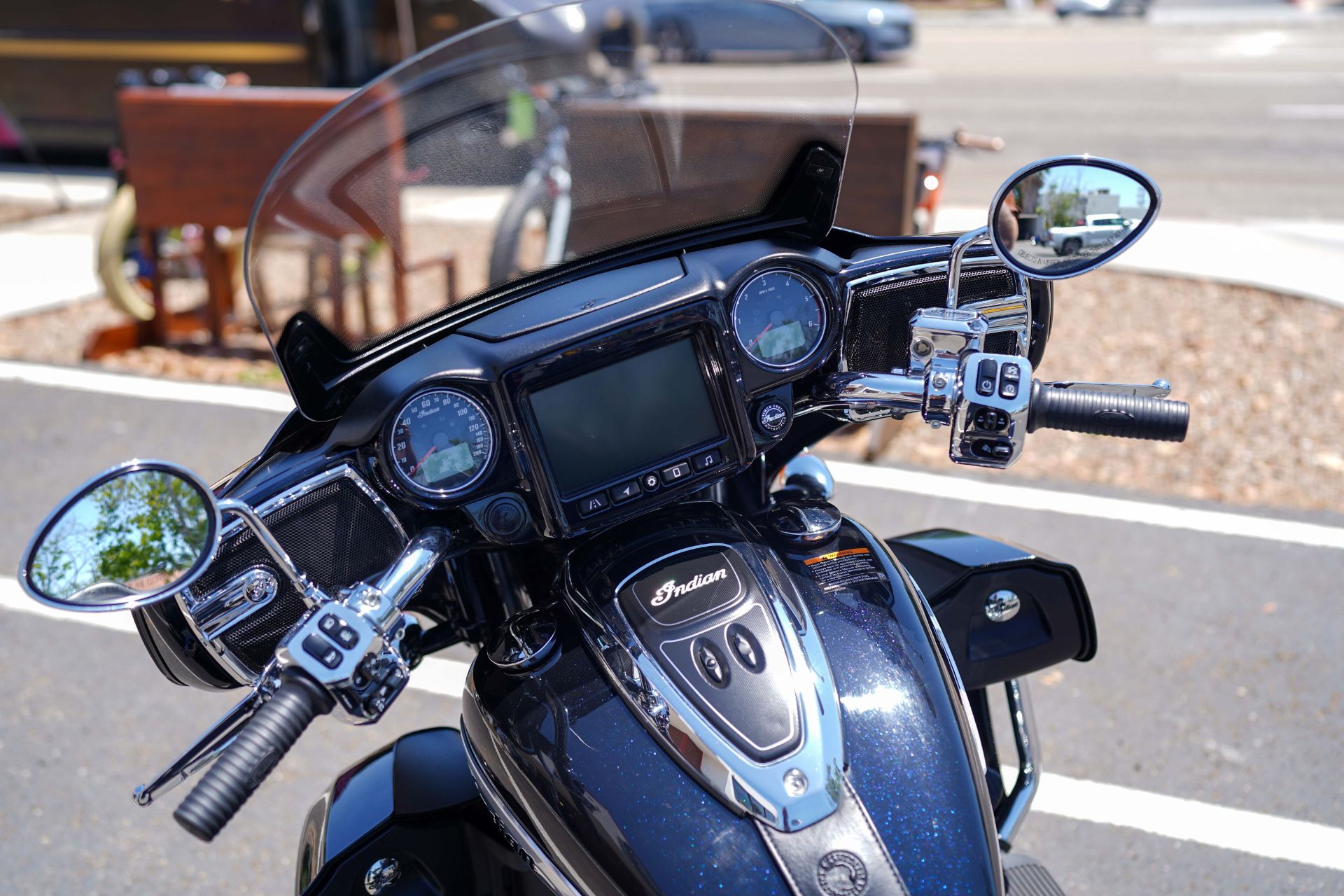 2021 Indian Roadmaster® Limited in San Diego, California - Photo 9