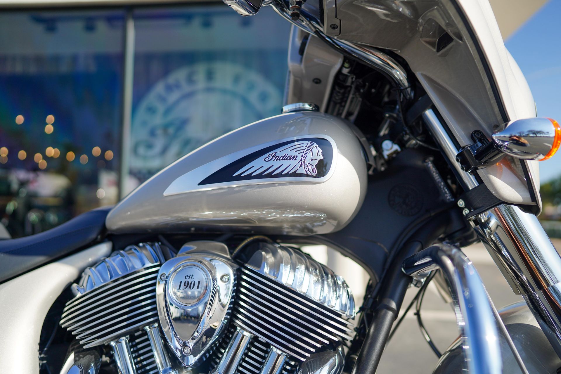 2022 Indian Chieftain® Limited in San Diego, California - Photo 5