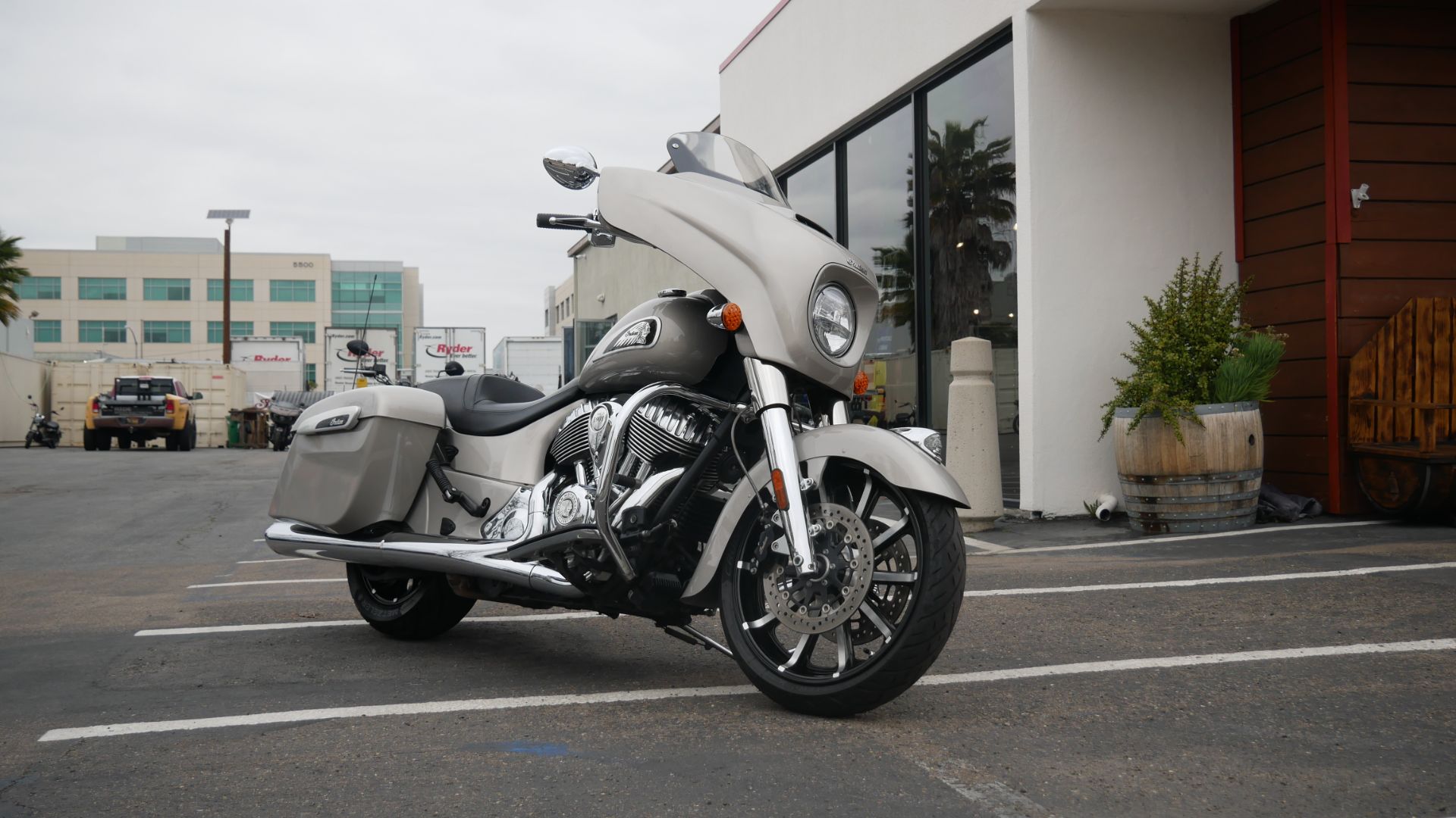 2022 Indian Motorcycle Chieftain® Limited in San Diego, California - Photo 2