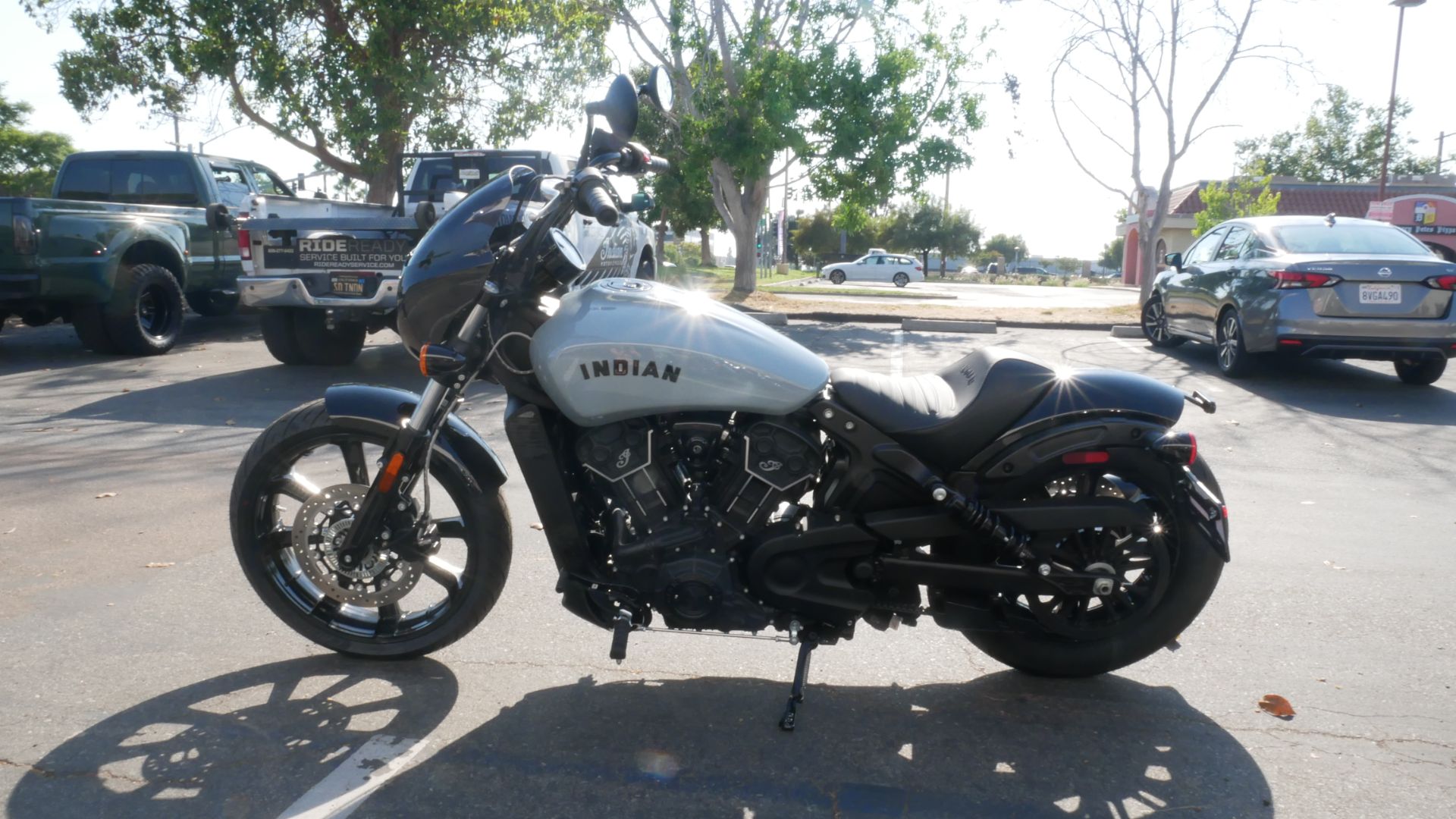 2024 Indian Motorcycle Scout® Bobber Sixty in San Diego, California - Photo 24